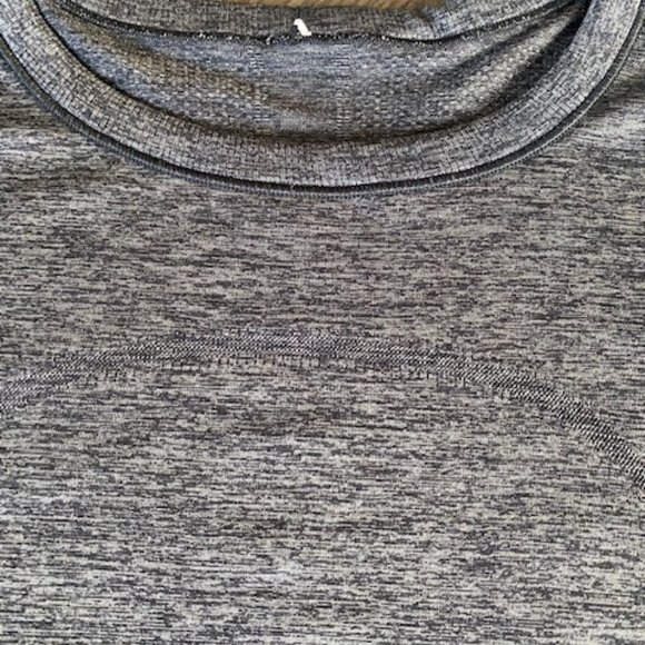 Lululemon Swiftly Relaxed Short Sleeve - Picture 4 of 6